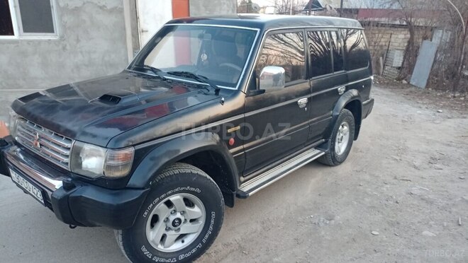 Mitsubishi Pajero 1995, 570,000 km - 2.8 l - Füzuli