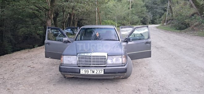 Mercedes 250 D 1991, 488,000 km - 2.5 л - Astara