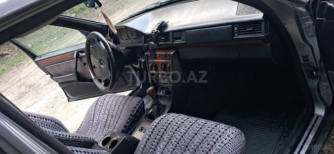 Mercedes 250 D 1991, 488,000 km - 2.5 л - Astara