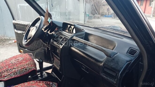 Mitsubishi Pajero 1995, 570,000 km - 2.8 l - Füzuli