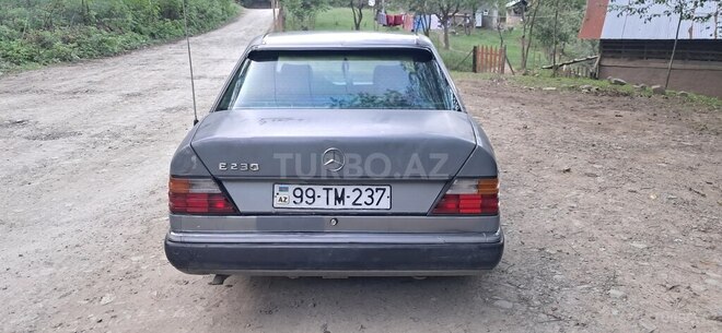 Mercedes 250 D 1991, 488,000 km - 2.5 л - Astara