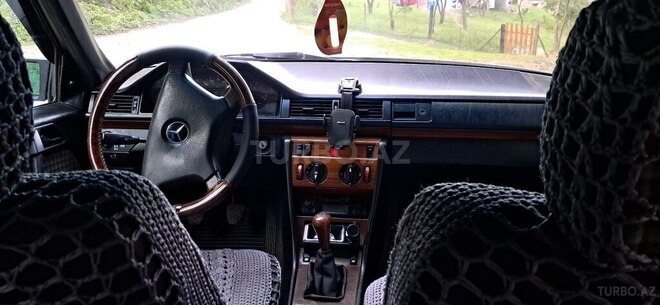 Mercedes 250 D 1991, 488,000 km - 2.5 л - Astara