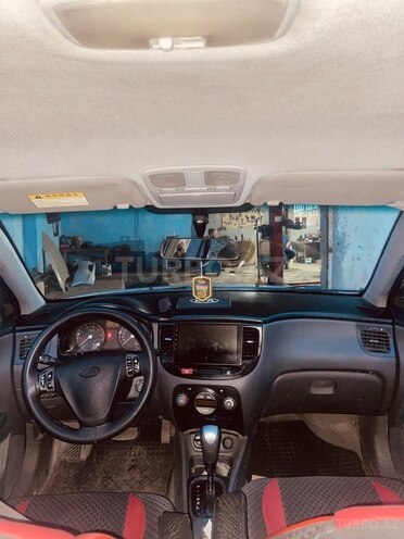 Kia Rio 2009, 400,000 km - 1.5 l - Biləsuvar