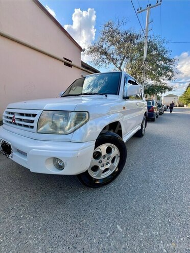 Mitsubishi Pajero io 1999, 270,000 km - 1.8 л - Bakı