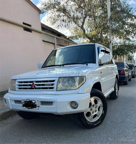 Mitsubishi Pajero io 1999, 270,000 km - 1.8 л - Bakı