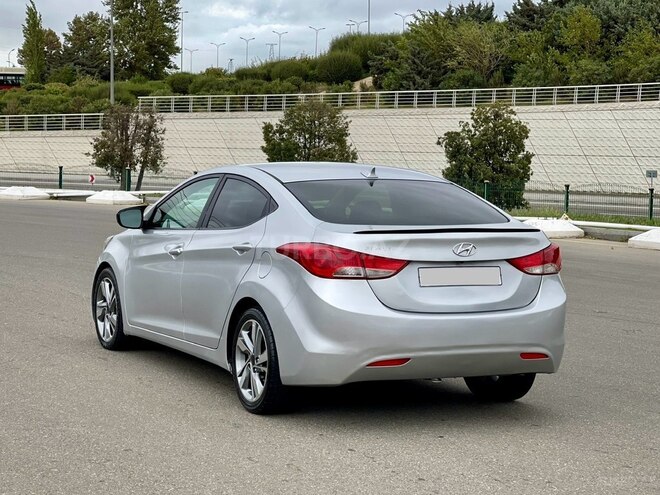 Hyundai Elantra 2011, 145,000 km - 1.8 l - Bakı