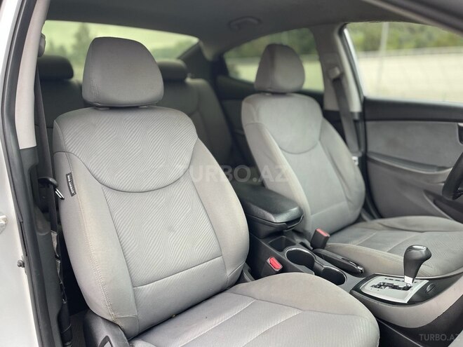 Hyundai Elantra 2011, 145,000 km - 1.8 l - Bakı