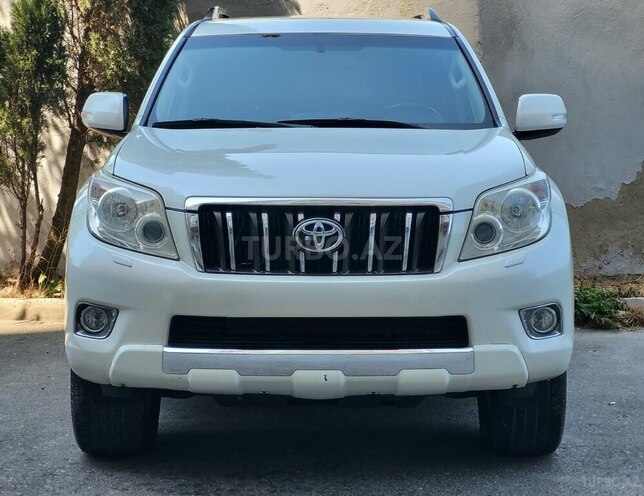 Toyota Land Cruiser Prado 2012, 277,000 km - 3.0 l - Bakı