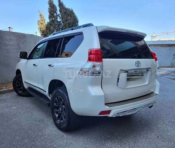 Toyota Land Cruiser Prado 2012, 277,000 km - 3.0 l - Bakı