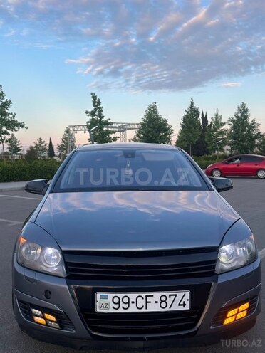 Opel Astra 2004, 207,900 km - 1.6 l - Salyan