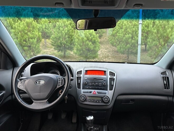 Kia  2008, 287,000 km - 1.6 l - Bakı