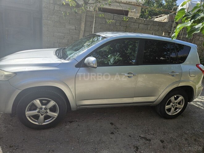 Toyota RAV4 2011, 163,000 km - 2.2 l - Bakı