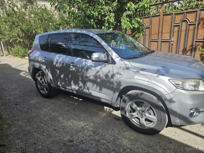 Toyota RAV4 2011, 163,000 km - 2.2 l - Bakı