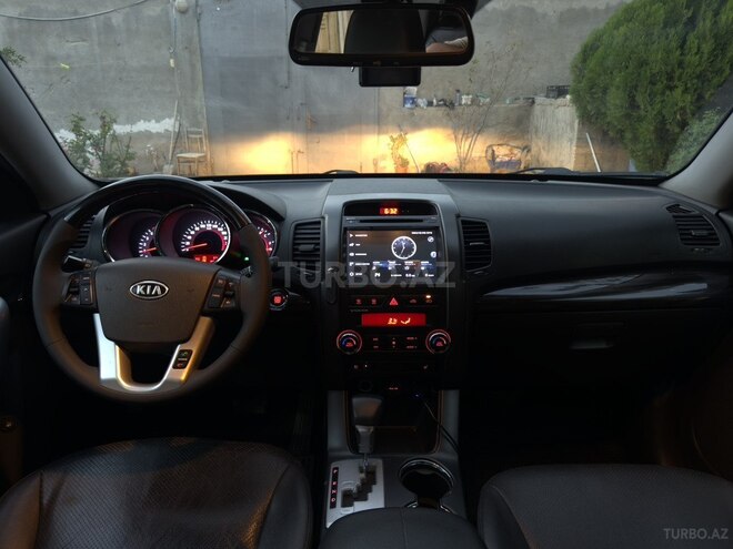 Kia Sorento 2010, 239,000 km - 2.0 l - Bakı