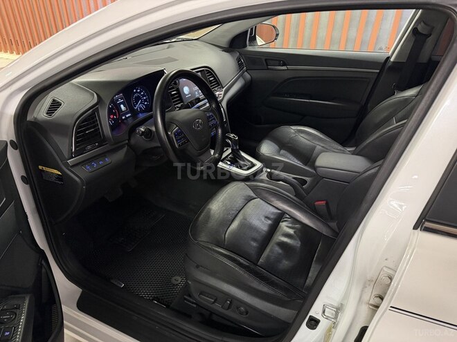 Hyundai Elantra 2018, 98,000 km - 2.0 л - Gəncə