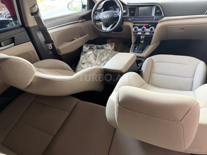 Hyundai Elantra 2019, 113,784 km - 2.0 л - Bakı