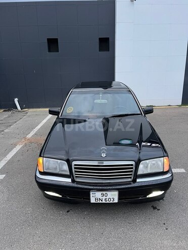 Mercedes C 230 1998, 330,000 km - 2.3 l - Qəbələ
