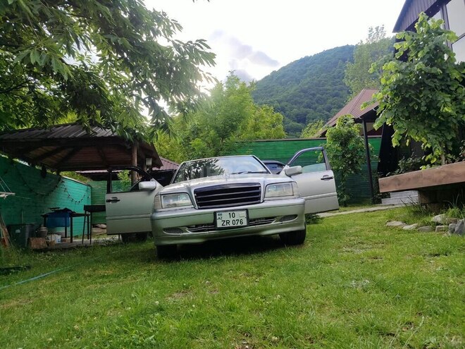 Mercedes C 220 1995, 357,456 km - 2.2 l - Qəbələ