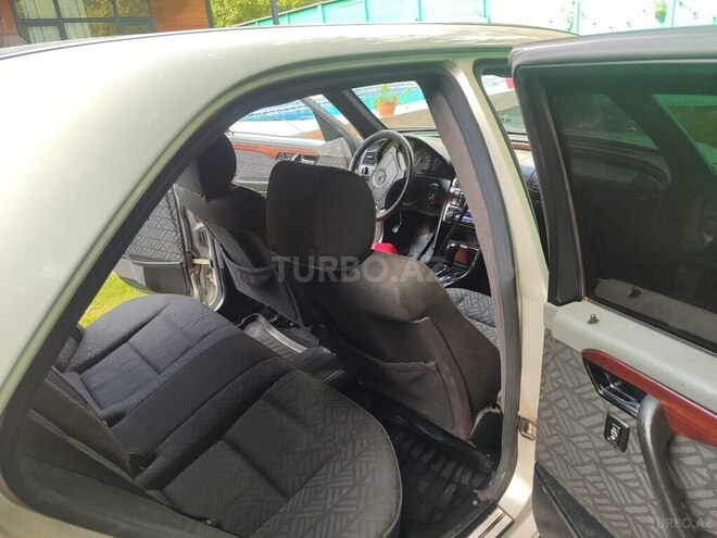 Mercedes C 220 1995, 357,456 km - 2.2 l - Qəbələ