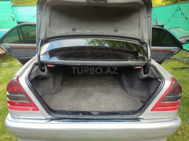 Mercedes C 220 1995, 357,456 km - 2.2 l - Qəbələ