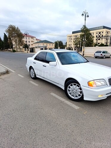 Mercedes C 230 1998, 285,000 km - 2.3 l - Bakı