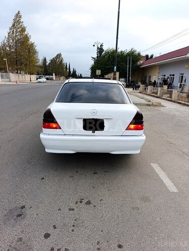 Mercedes C 230 1998, 285,000 km - 2.3 l - Bakı