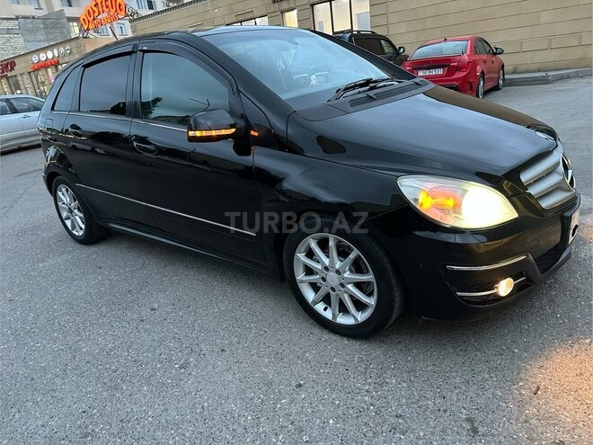 Mercedes B 170 2009, 173,400 km - 1.7 л - Sumqayıt