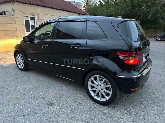 Mercedes B 170 2009, 173,400 km - 1.7 л - Sumqayıt