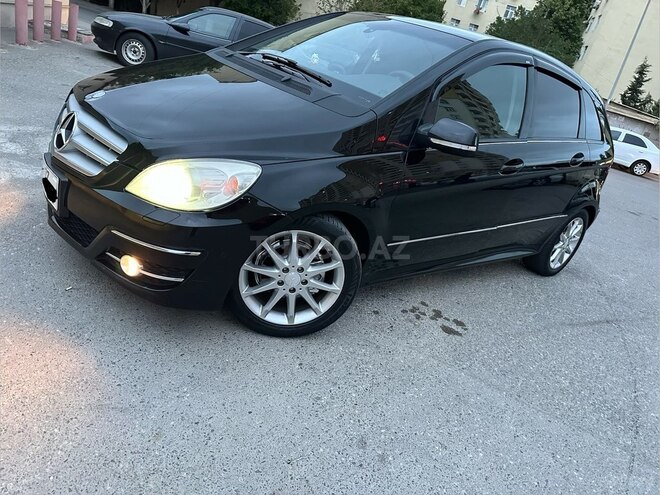 Mercedes B 170 2009, 173,400 km - 1.7 л - Sumqayıt