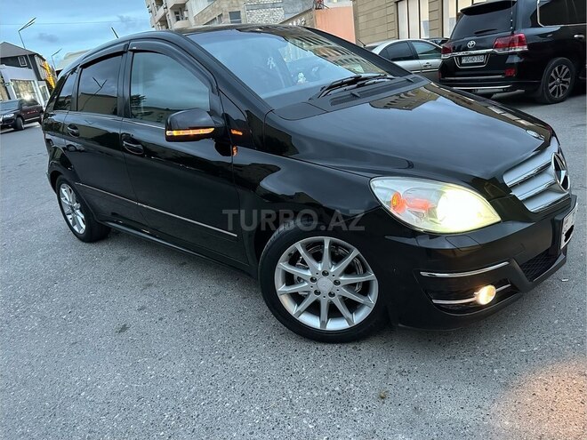 Mercedes B 170 2009, 173,400 km - 1.7 л - Sumqayıt