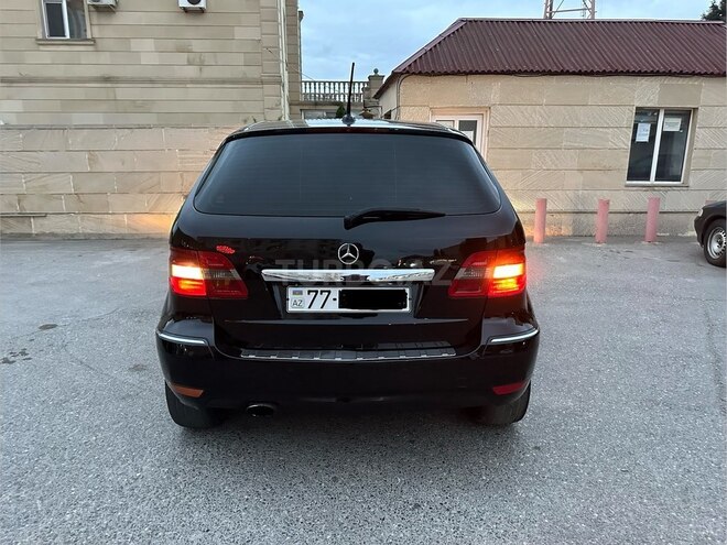 Mercedes B 170 2009, 173,400 km - 1.7 л - Sumqayıt