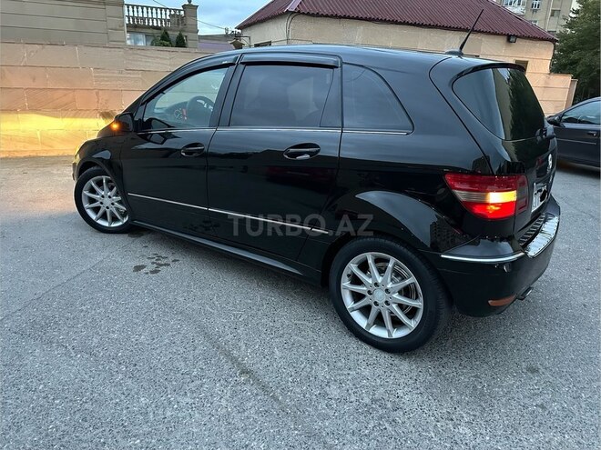 Mercedes B 170 2009, 173,400 km - 1.7 л - Sumqayıt