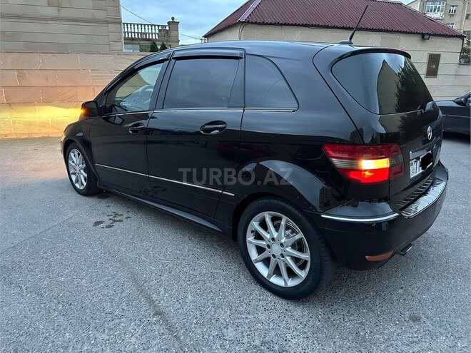 Mercedes B 170 2009, 173,400 km - 1.7 л - Sumqayıt