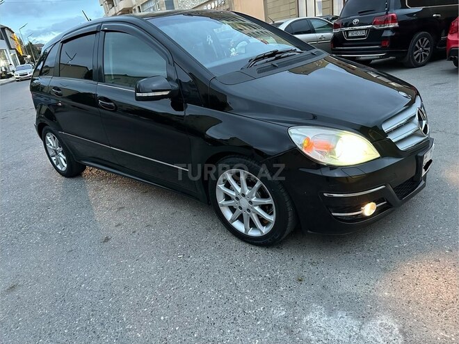 Mercedes B 170 2009, 173,400 km - 1.7 л - Sumqayıt
