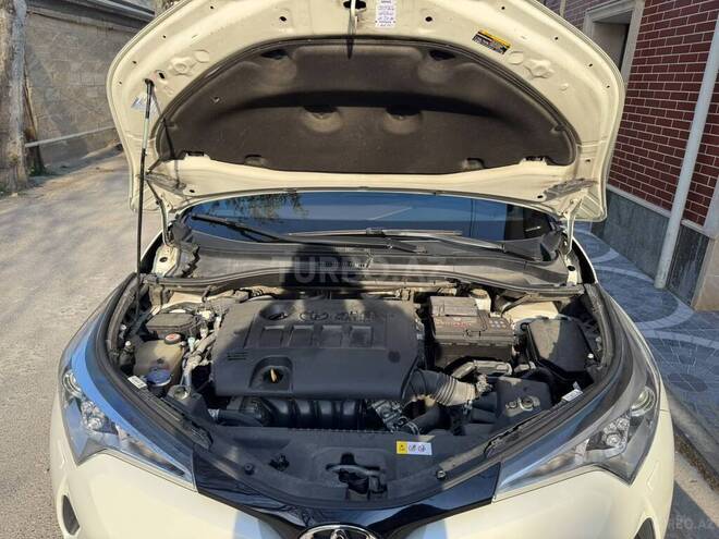 Toyota C-HR 2018, 102,500 km - 2.0 l - Bakı