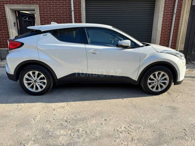 Toyota C-HR 2018, 102,500 km - 2.0 l - Bakı