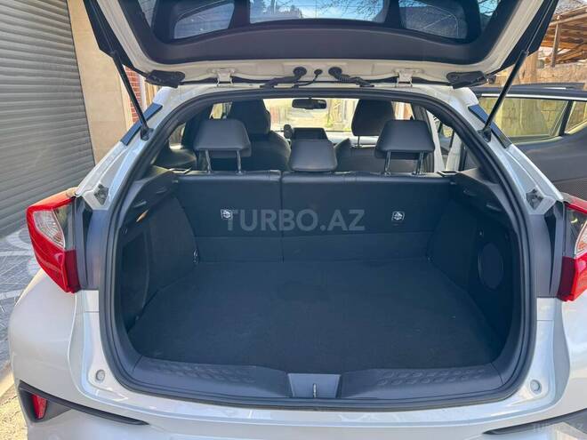 Toyota C-HR 2018, 102,500 km - 2.0 l - Bakı