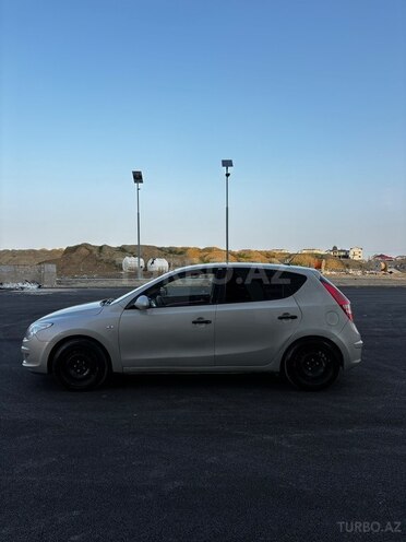 Hyundai i30 2007, 240,000 km - 1.6 l - Şirvan