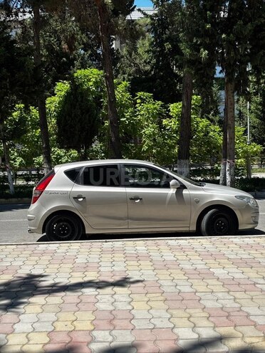 Hyundai i30 2007, 240,000 km - 1.6 l - Şirvan