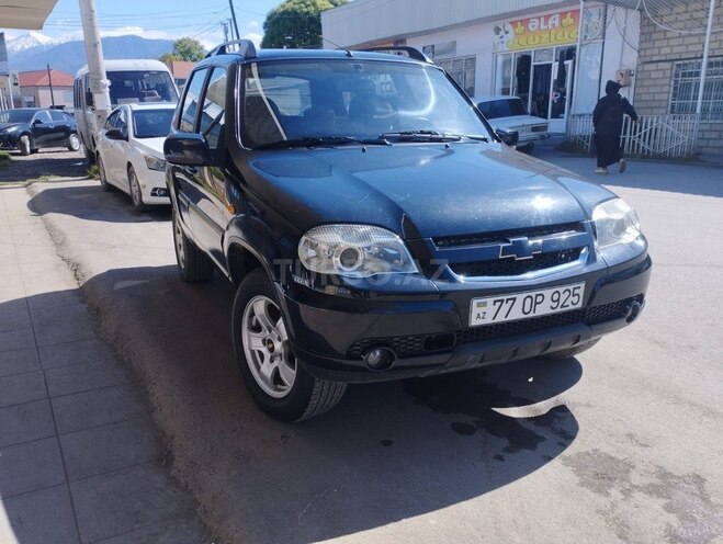 Chevrolet Niva 2010, 110,112 km - 1.7 l - Balakən