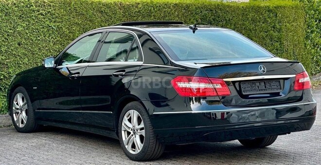 Mercedes E 220 2010, 217,500 km - 2.1 л - Bakı