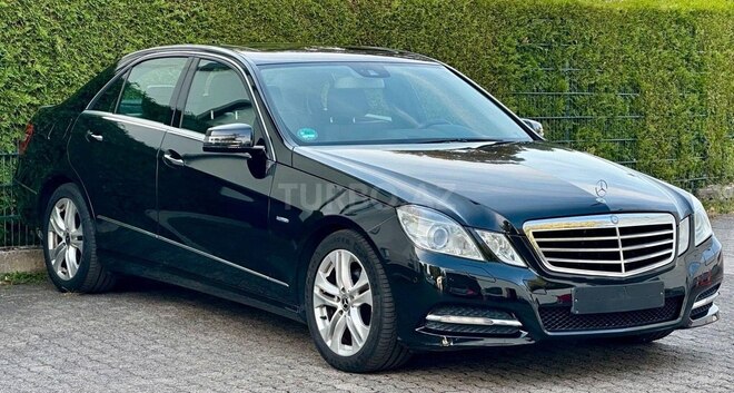 Mercedes E 220 2010, 217,500 km - 2.1 л - Bakı