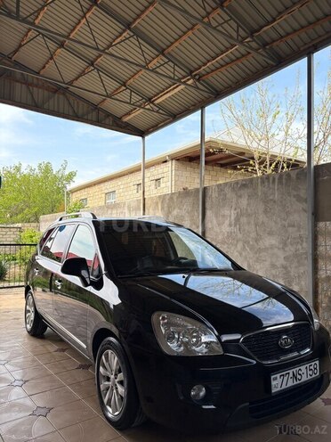 Kia Carens 2011, 135,606 km - 2.0 l - Mingəçevir