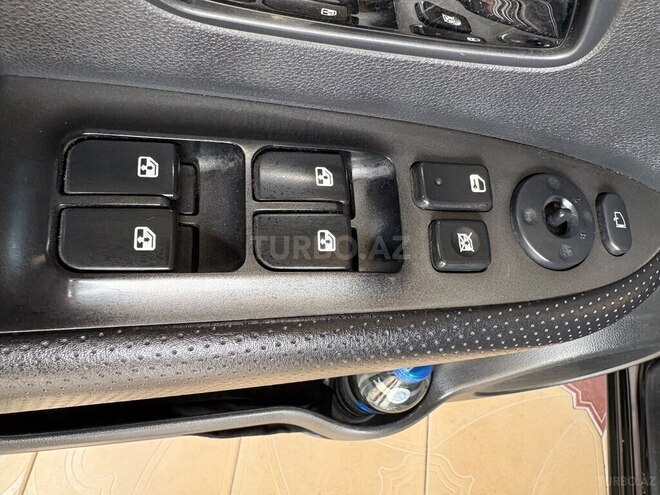 Kia Carens 2011, 135,606 km - 2.0 l - Mingəçevir