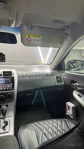 Toyota Corolla 2013, 290,000 km - 1.6 l - Bakı