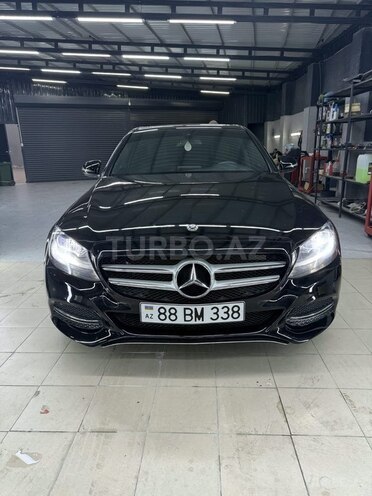 Mercedes C 300 4MATIC 2018, 90,000 km - 2.0 l - Qusar