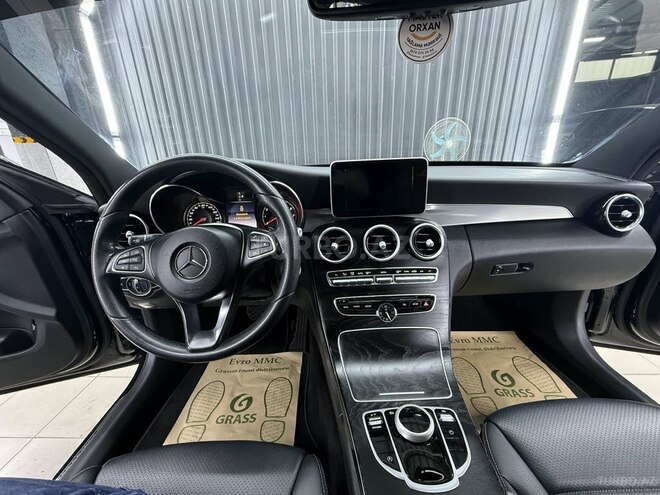 Mercedes C 300 4MATIC 2018, 90,000 km - 2.0 l - Qusar