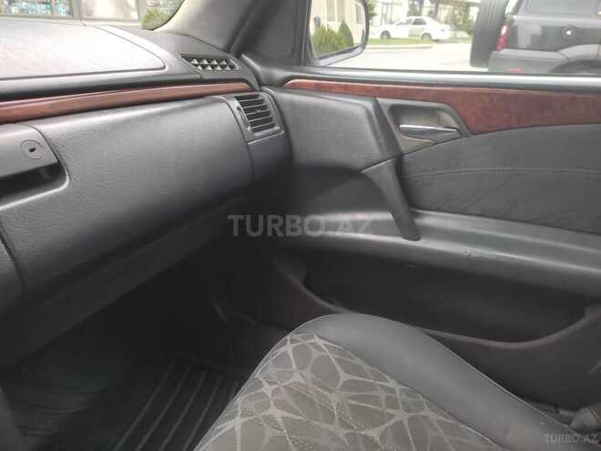 Mercedes E 220 1999, 625,000 km - 2.2 l - Bakı