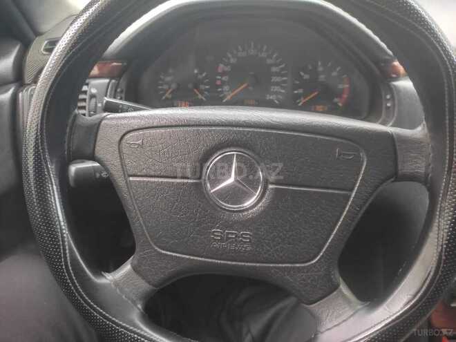 Mercedes E 220 1999, 625,000 km - 2.2 l - Bakı
