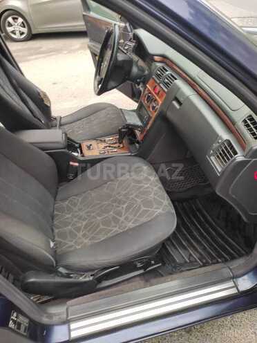 Mercedes E 220 1999, 625,000 km - 2.2 l - Bakı